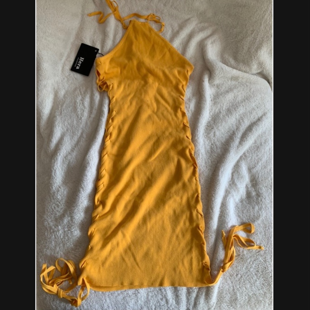 Hera yellow halter dress NWT